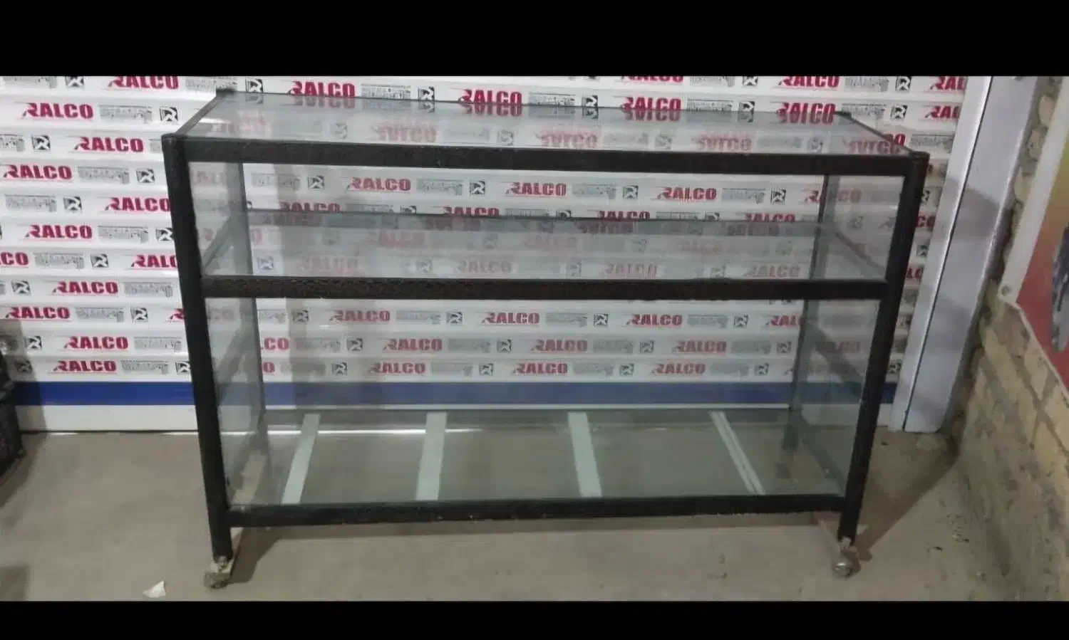 ویترین شیشه ای|بوفه، ویترین، کنسول|شیراز, شاپورجان|دیوار