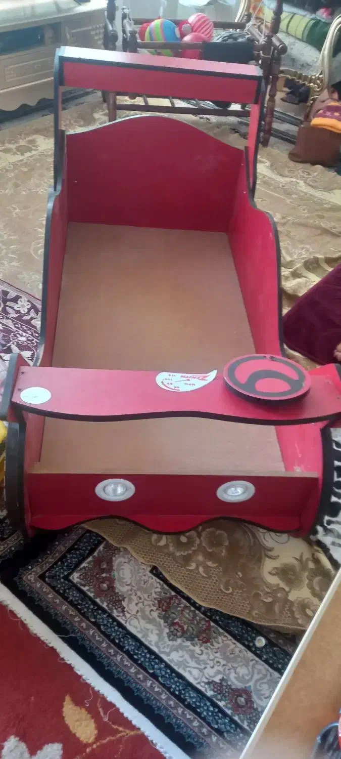 تخت خواب بچه|تخت و سرویس خواب|سبزوار, هویزه|دیوار