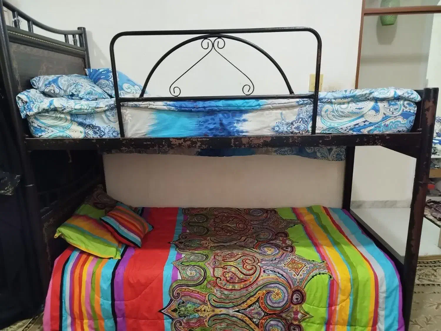 تخت دو طبقه فلزی به همراه دو تشک رویال|تخت و سرویس خواب|بوشهر, |دیوار