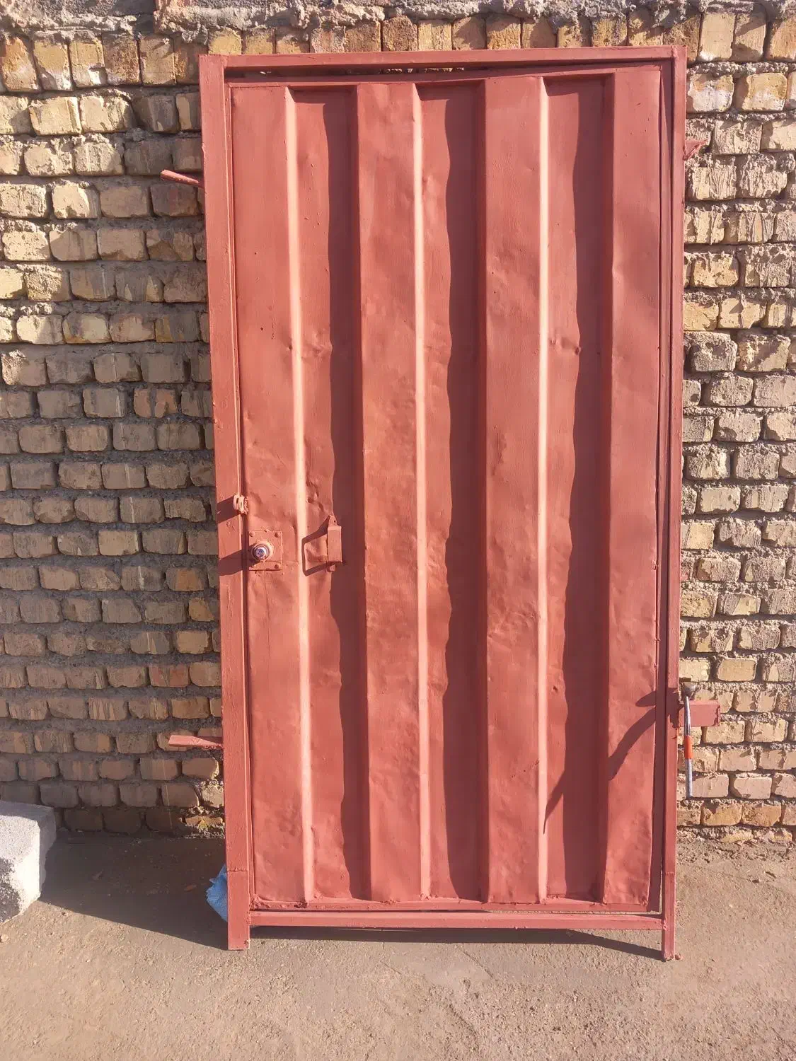 در ۲ در یک|مصالح و تجهیزات ساختمان|اصفهان, زیار|دیوار