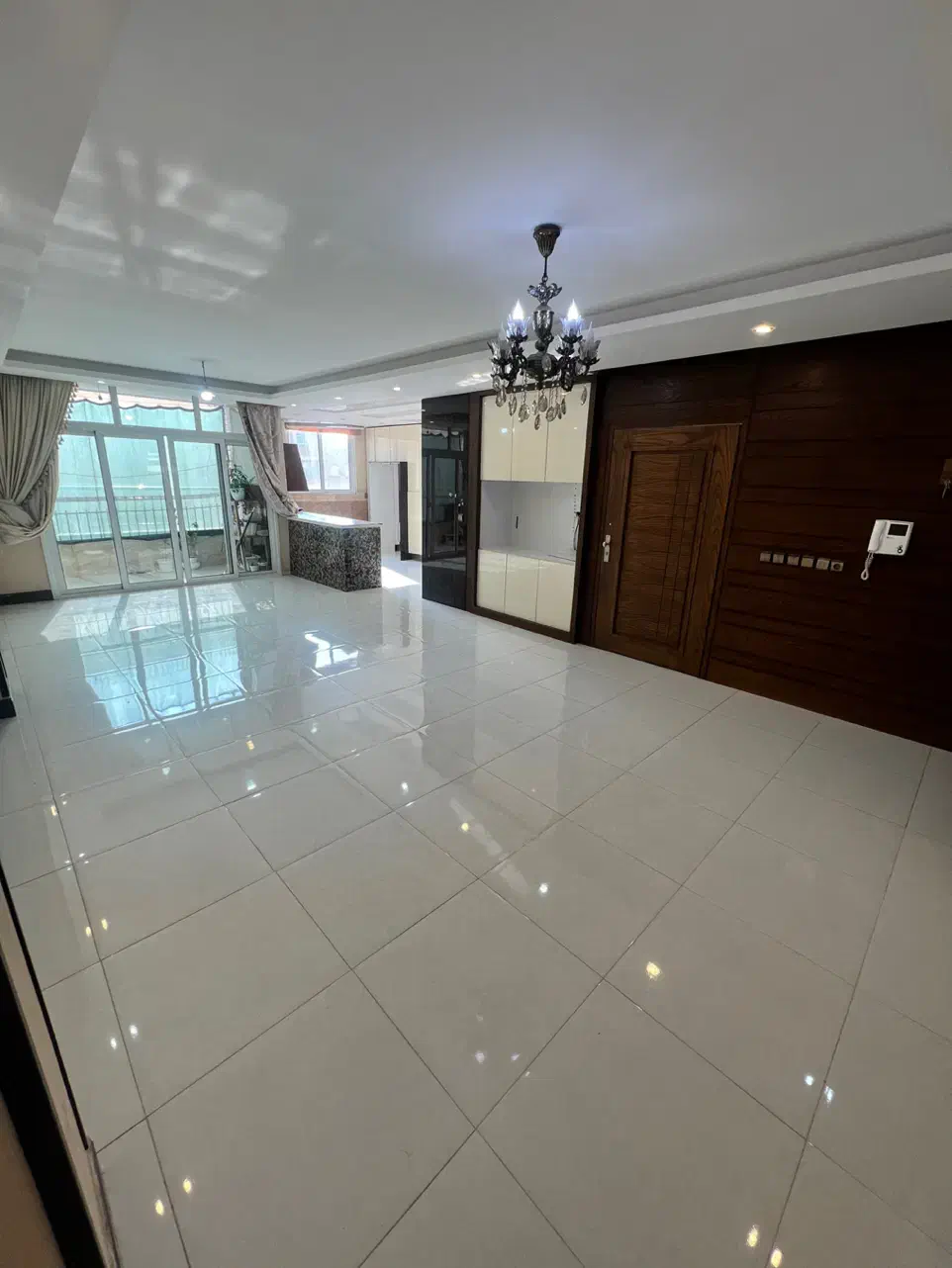 اجاره اپارتمان ۱۲۰متری دوطرف نور|اجارهٔ آپارتمان|اصفهان, جلالیه|دیوار