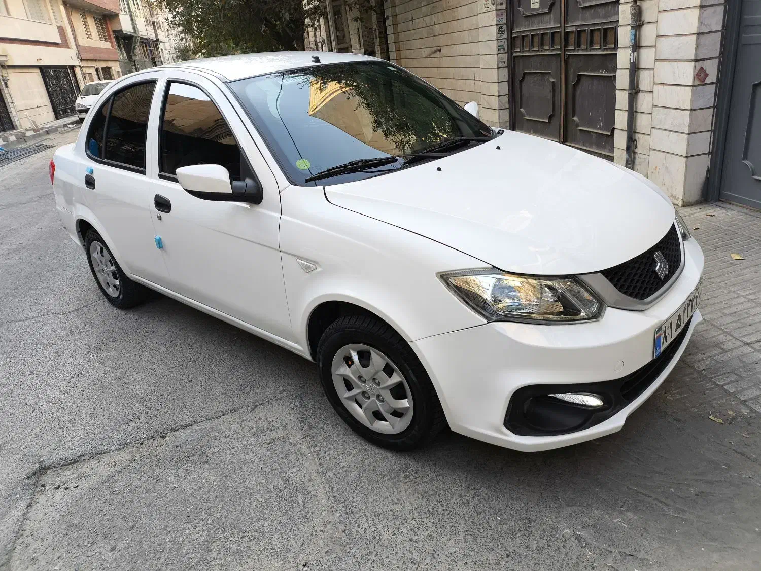 ساینا،معاوضه خودروی تصادفی وچپی شما با خودروی سالم|خودرو سواری و وانت|تهران, ابوذر|دیوار