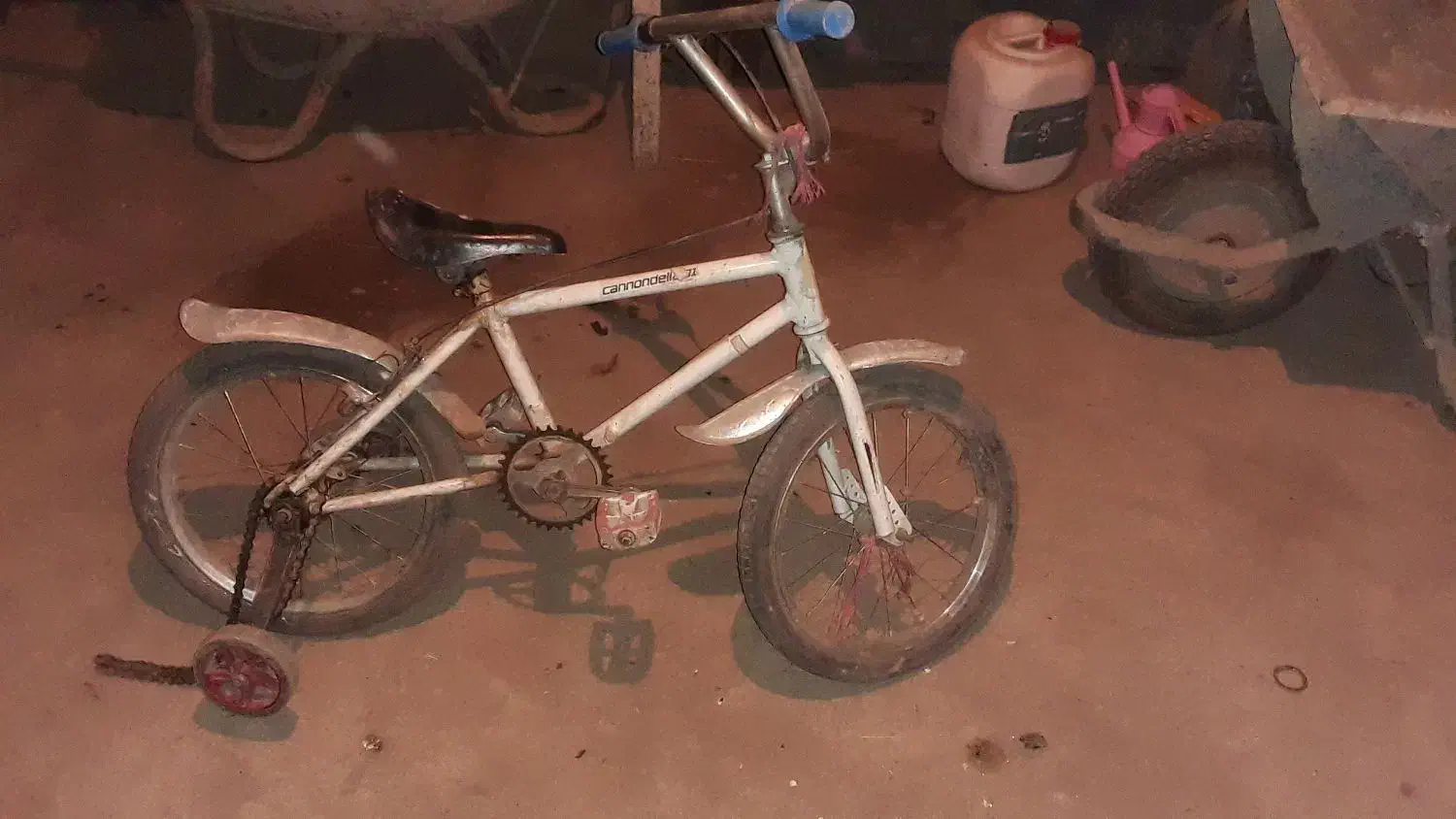 دوچرخه  ۱۶سالم|دوچرخه، اسکیت، اسکوتر|خزل, |دیوار