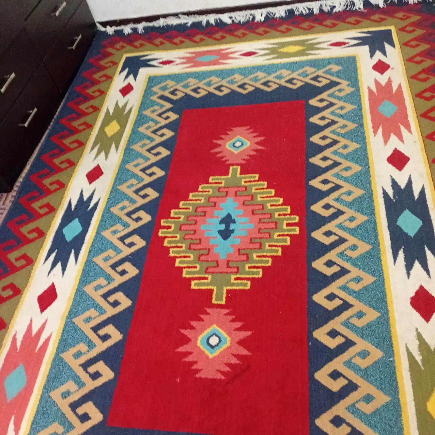 گلیم و فرش|گلیم، جاجیم، گبه|فولادشهر, مسکن مهر فولادشهر|دیوار