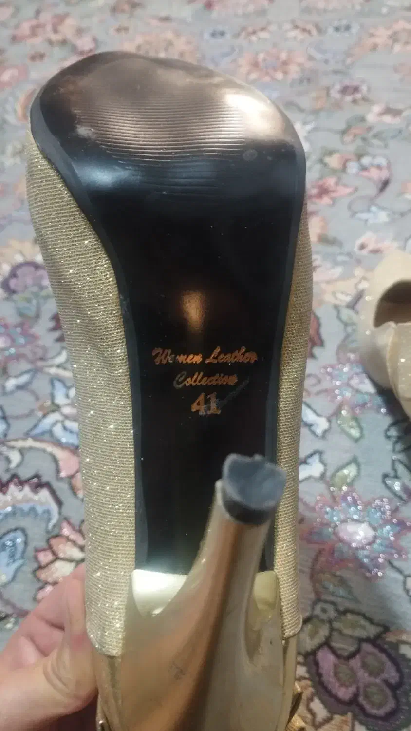 کفش پاشنه بلند|کیف، کفش، کمربند|پیشوا, |دیوار