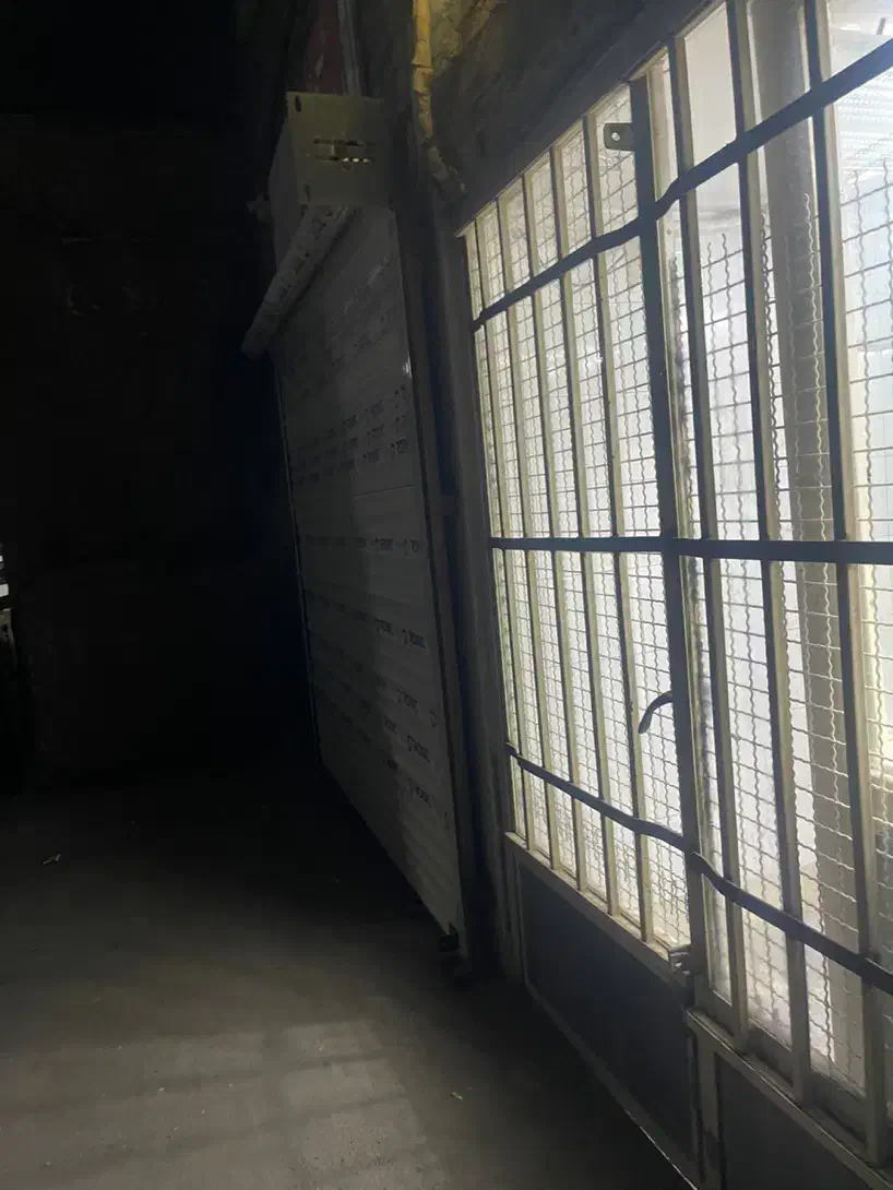 مغازه طلافروشی سرقفلی طلافروشی با سابقه ۲۵سال|اجارهٔ مغازه و غرفه|خمینی‌شهر, |دیوار