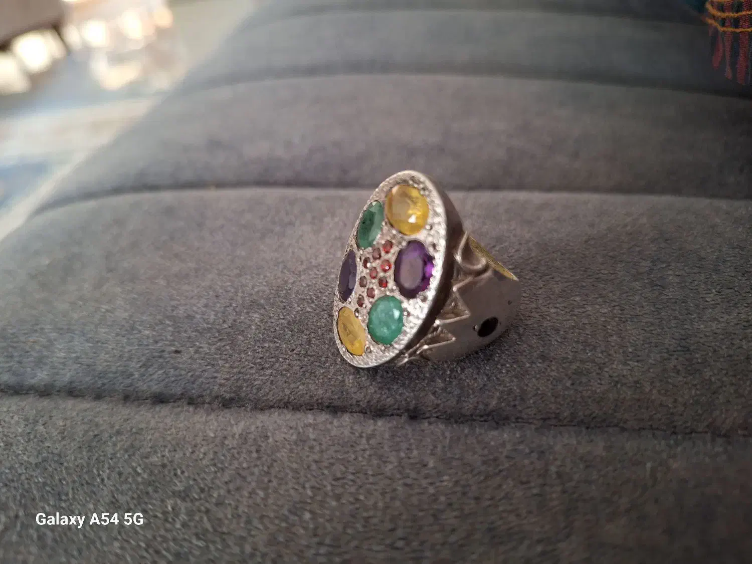 انگشتر جواهراتی|کلکسیون اشیاء عتیقه|الیگودرز, |دیوار