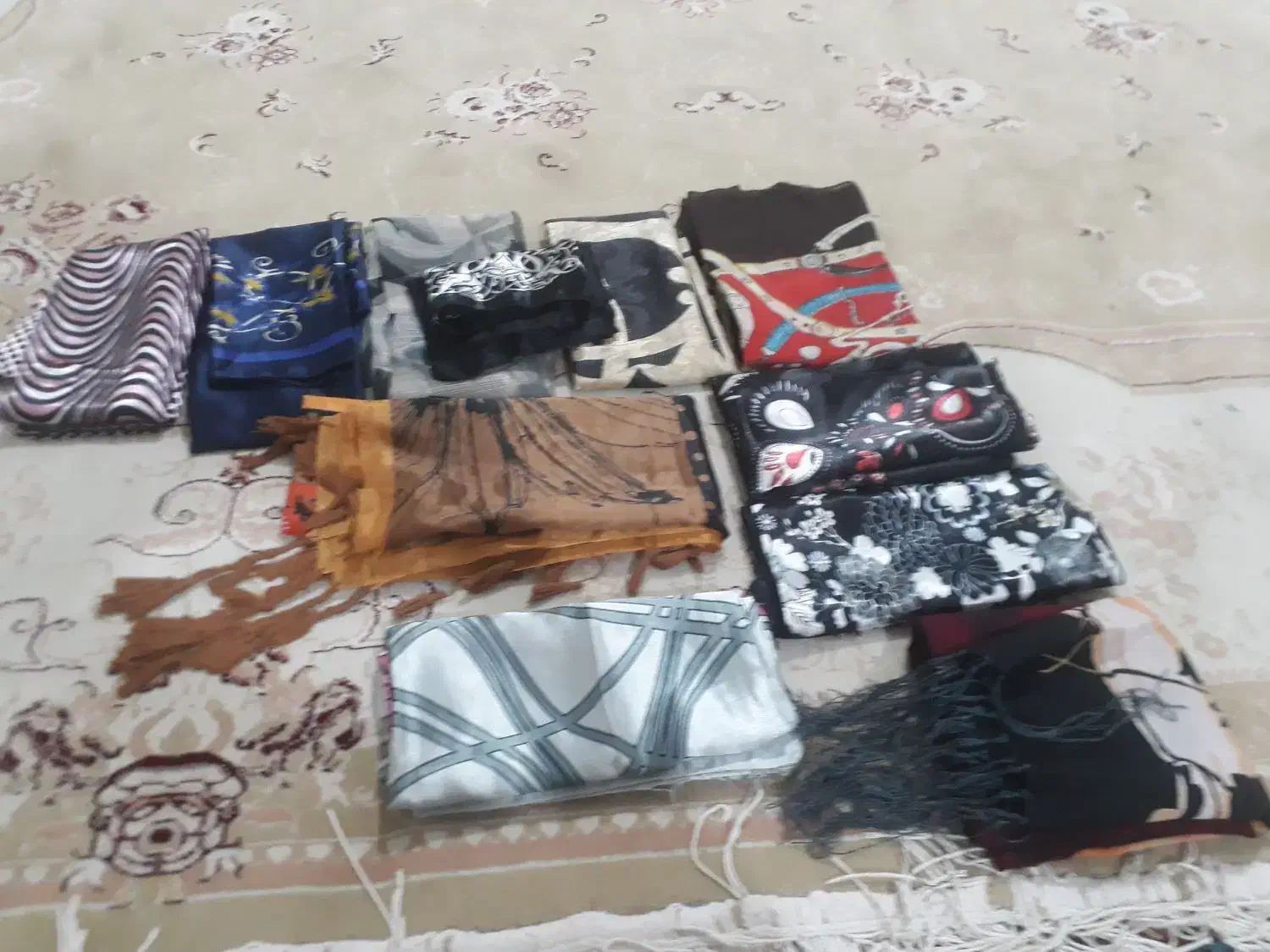 روسری های نو دونه یی فقط ۳۰تومان همگی باهم سیصد|لباس|اردبیل, |دیوار