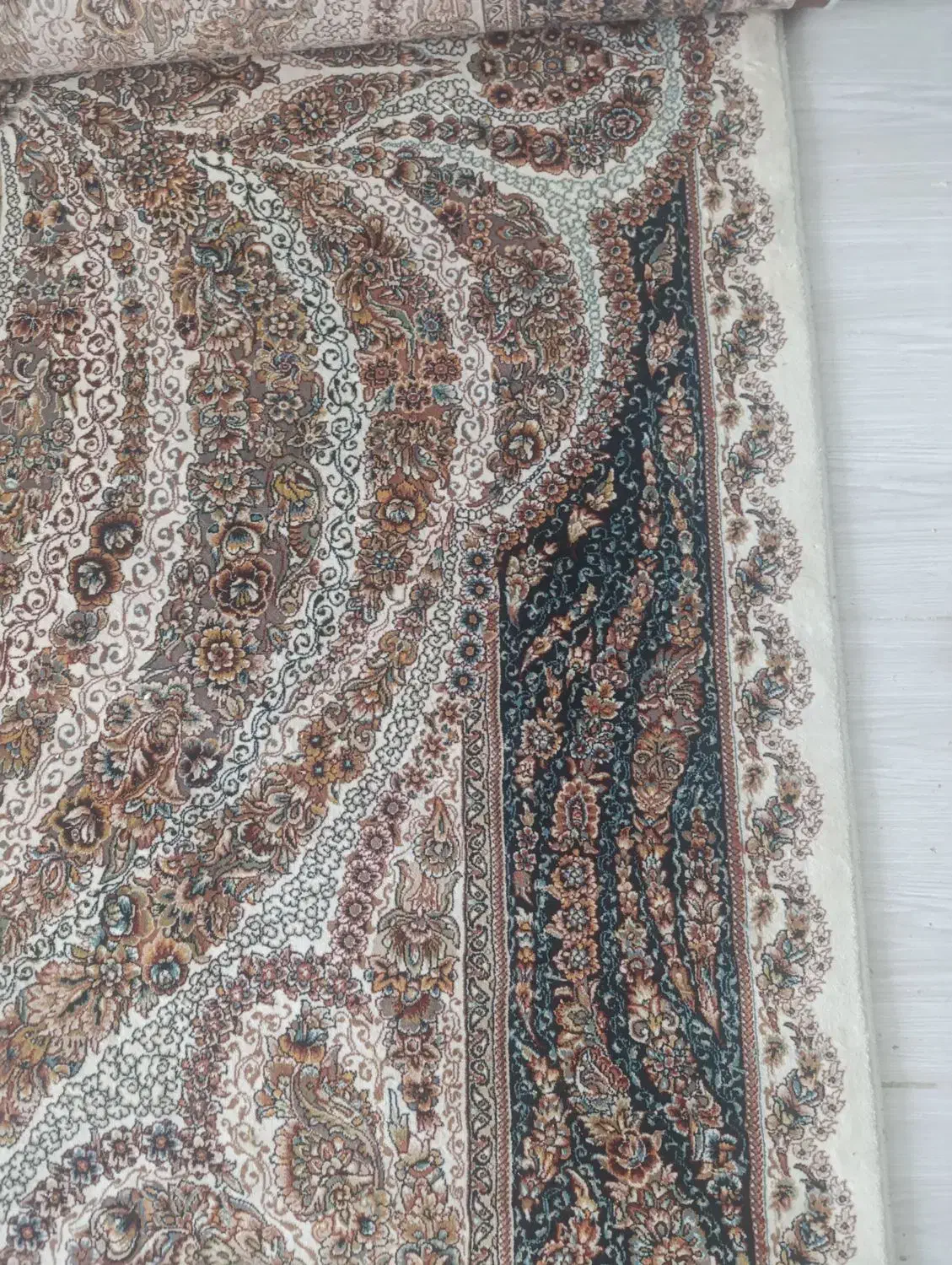 فرش کناره ۱ در ۲/۵ توسی ۳۹۰۰|فرش|اسلام‌شهر, شهرک واوان|دیوار