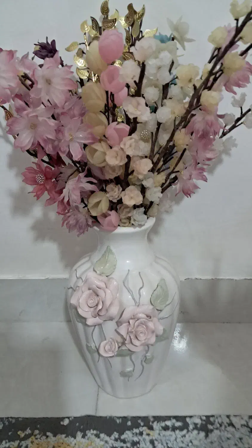 گل و گلدان کریستال|گل مصنوعی|خرمآباد, |دیوار