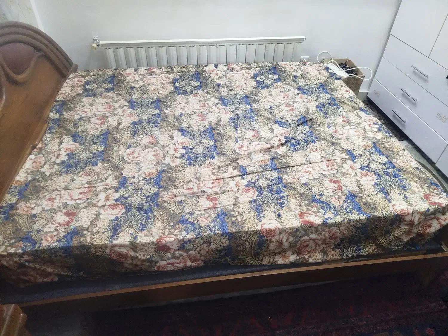 تشک دونفره|تشک تختخواب|گلبهار, شهر جدید گلبهار|دیوار