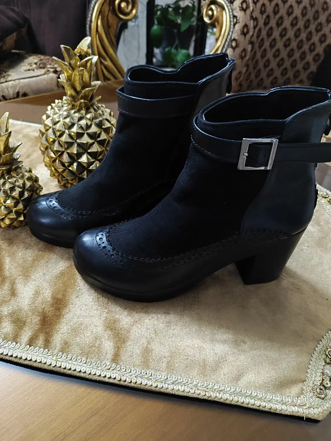 بوت در حد نو|کیف، کفش، کمربند|وحیدیه, |دیوار