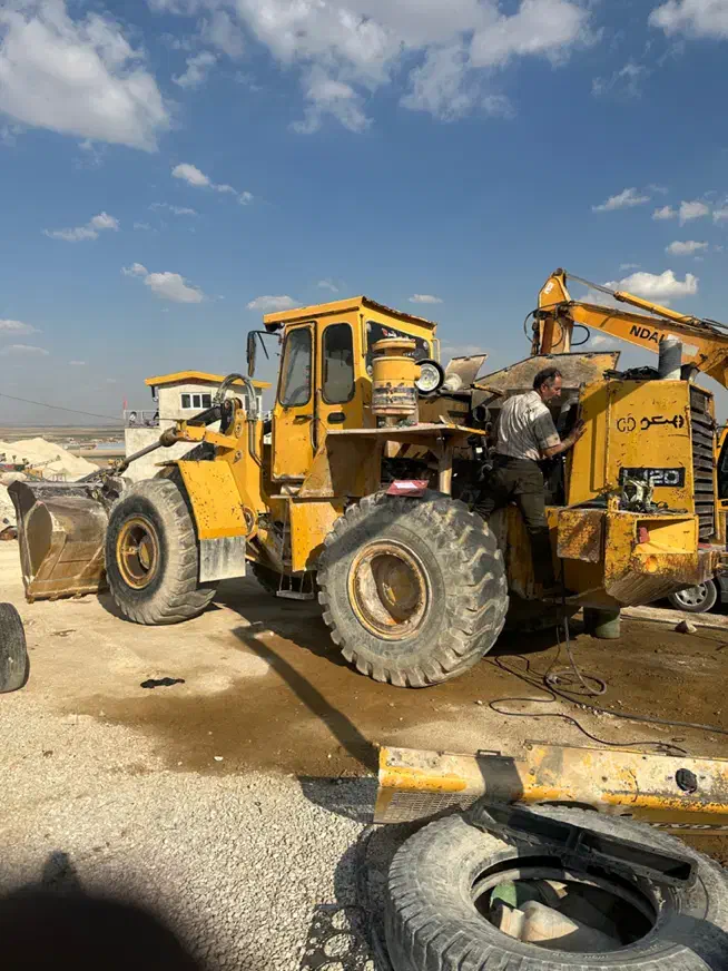 تعمیرات تخصصی لیفتراک و انواع ماشین الات راهسازی|خدمات پیشه و مهارت|همدان, |دیوار