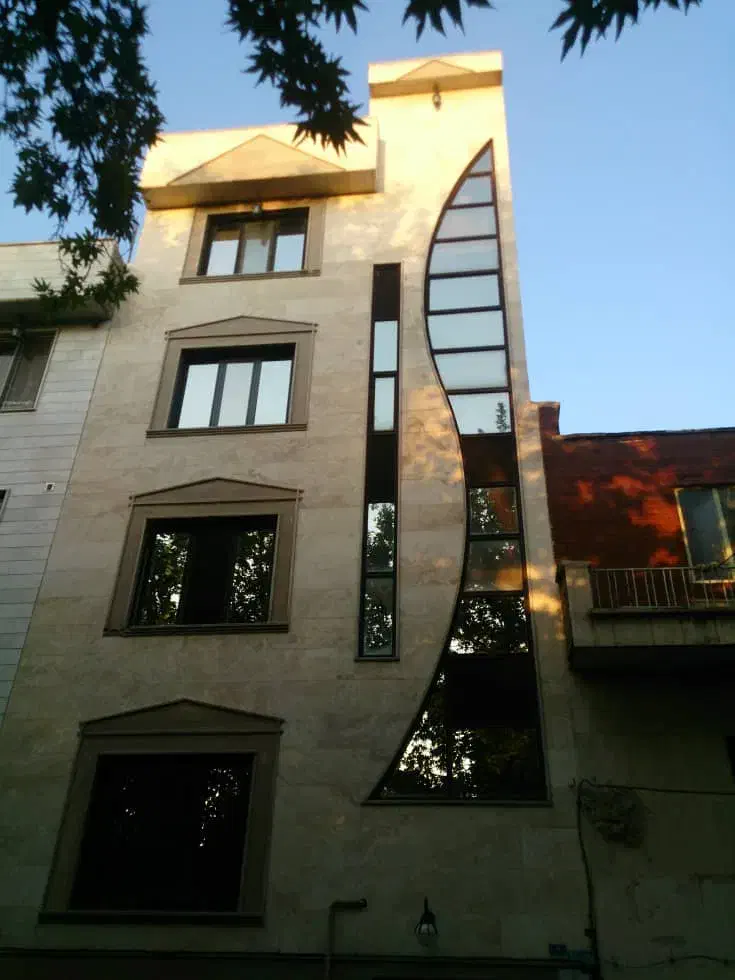 میدان هلال‌احمر ۶۰متر دو خواب