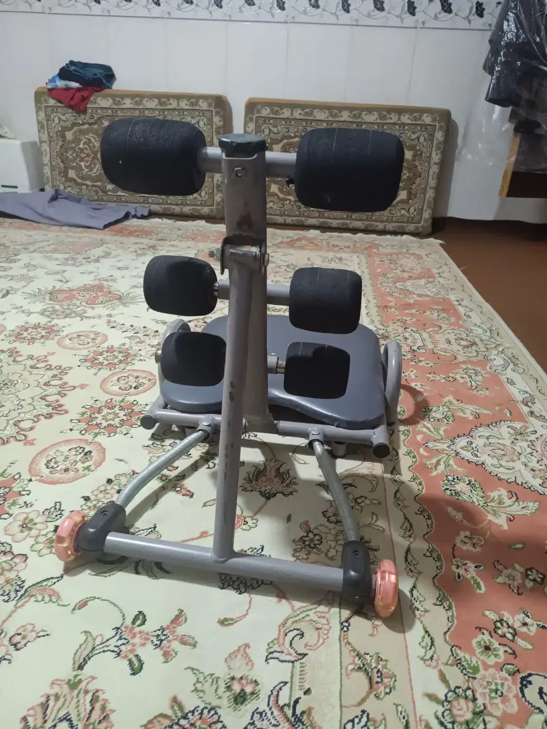 دستگاه دراز نشست|تجهیزات ورزشی|قم, شاه سید علی|دیوار