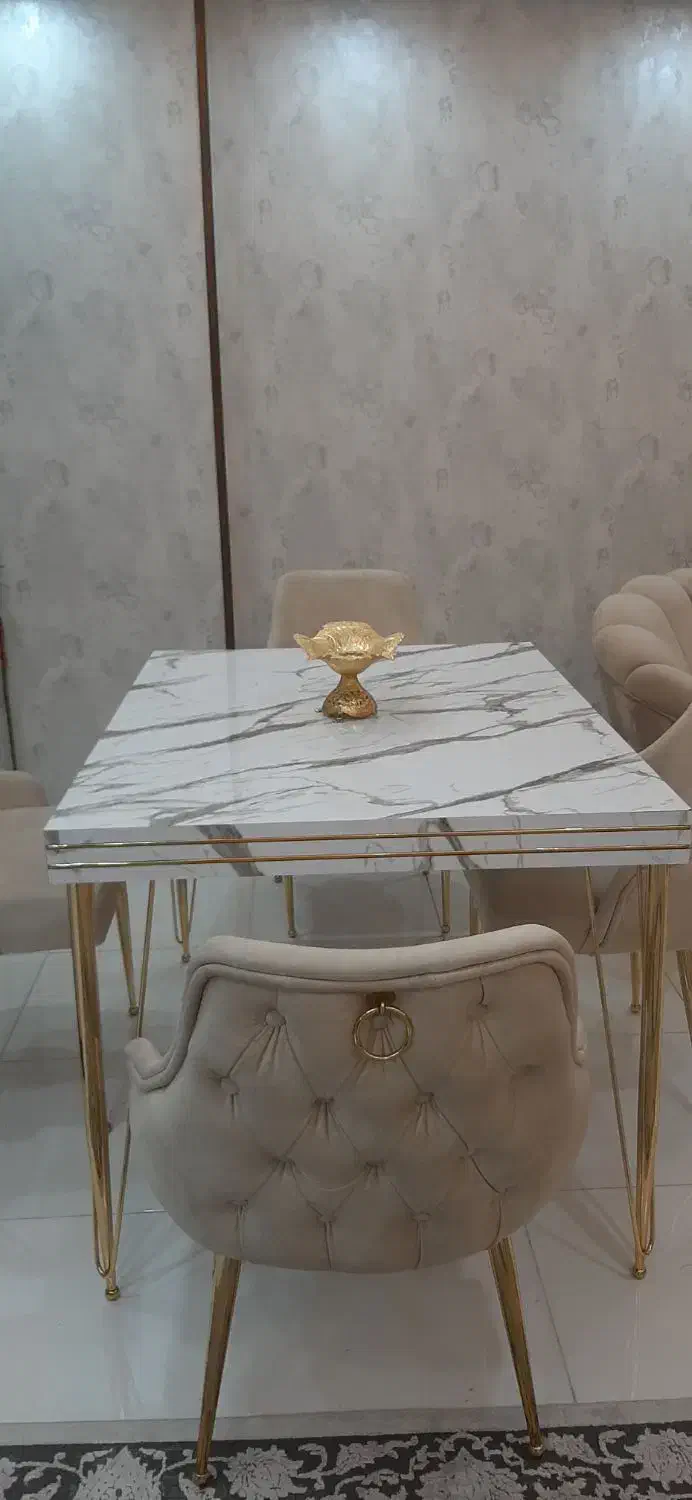 ناهارخوری پایه استیل|میز و صندلی غذاخوری|فولادشهر, C8|دیوار