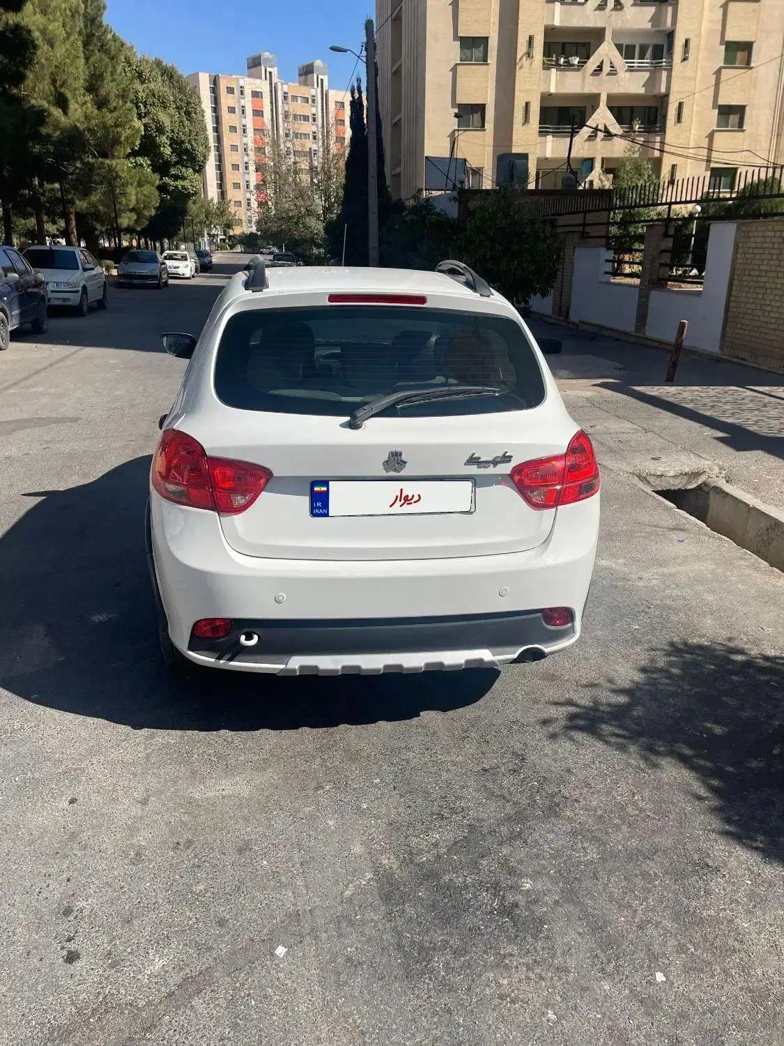 کوئیک سفید ساده|خودرو سواری و وانت|شیراز, معالیآباد|دیوار