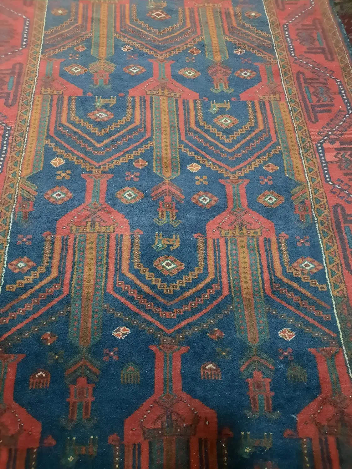 فرش دستباف قدیمی عتیقه پشمی دکور هتل رستوران|فرش|ارومیه, |دیوار