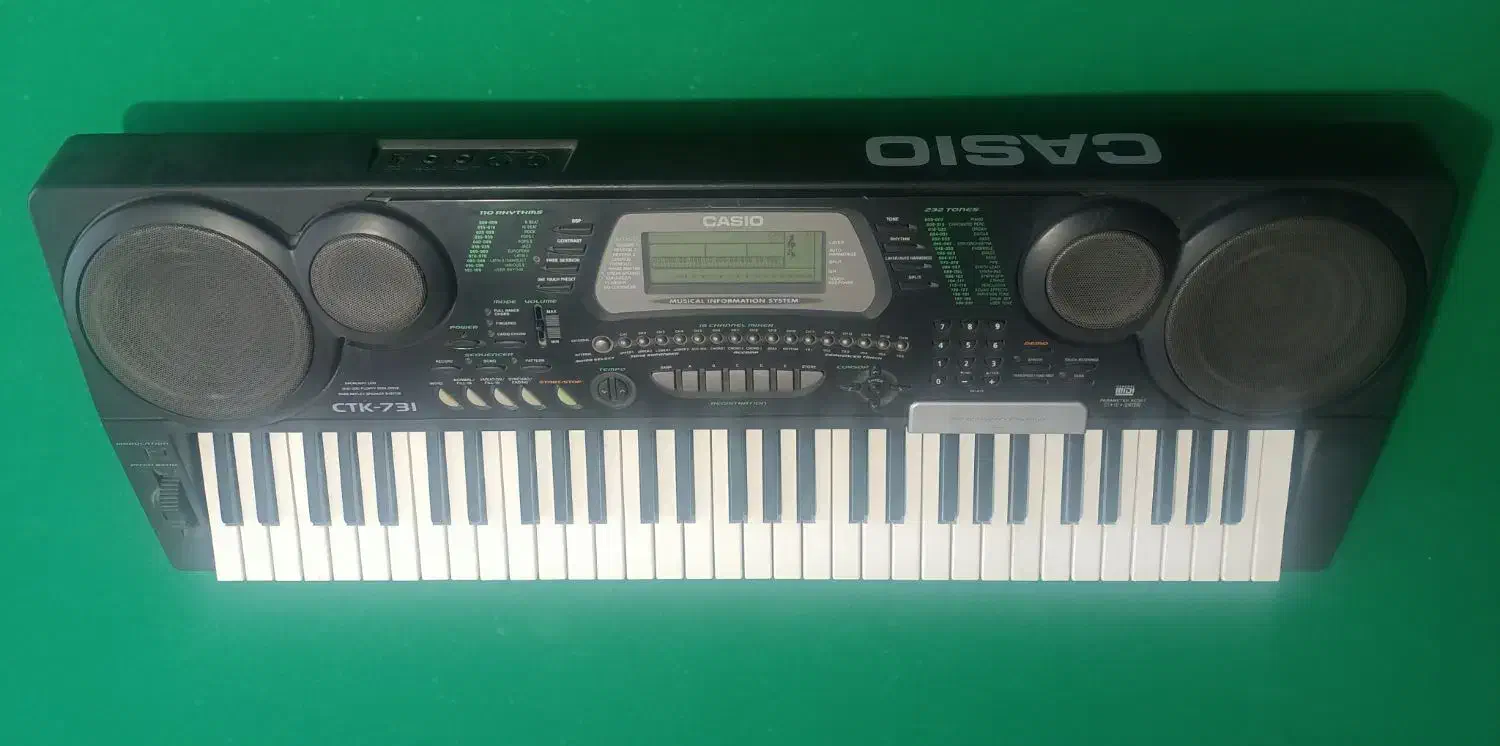 ارگ پیانویی کاسیو|پیانو، کیبورد، آکاردئون|ارومیه, |دیوار