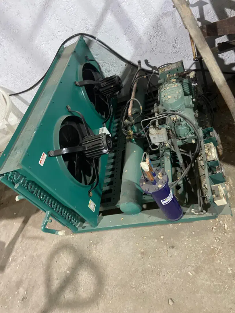 سردخانه|ماشین‌آلات صنعتی|رشت, حومه رشت|دیوار