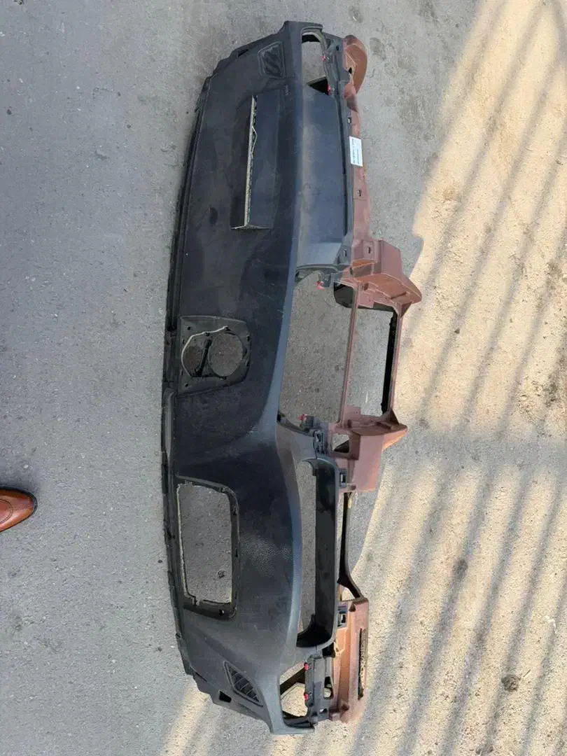 سپر جلو و سینه BMW ۵۲۸|قطعات یدکی و لوازم جانبی|ارومیه, |دیوار