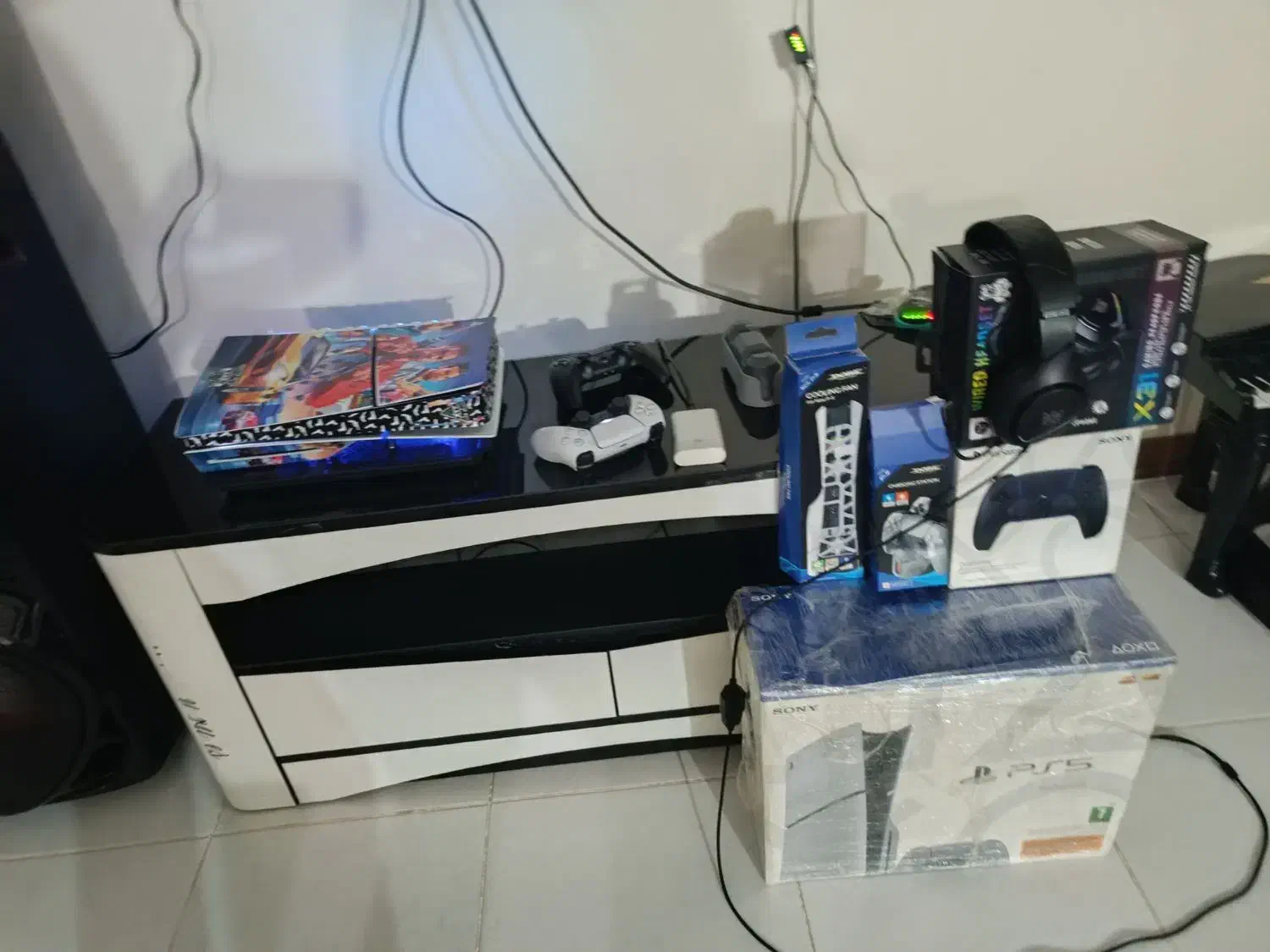 پلی5|کنسول، بازی ویدئویی و آنلاین|پرند, فاز ۵|دیوار