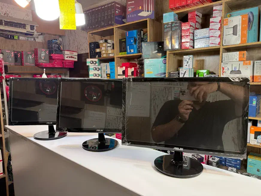 مانیتور استوک در حد نو‌ LED ASUS|قطعات و لوازم جانبی رایانه|خرم‌آباد, |دیوار