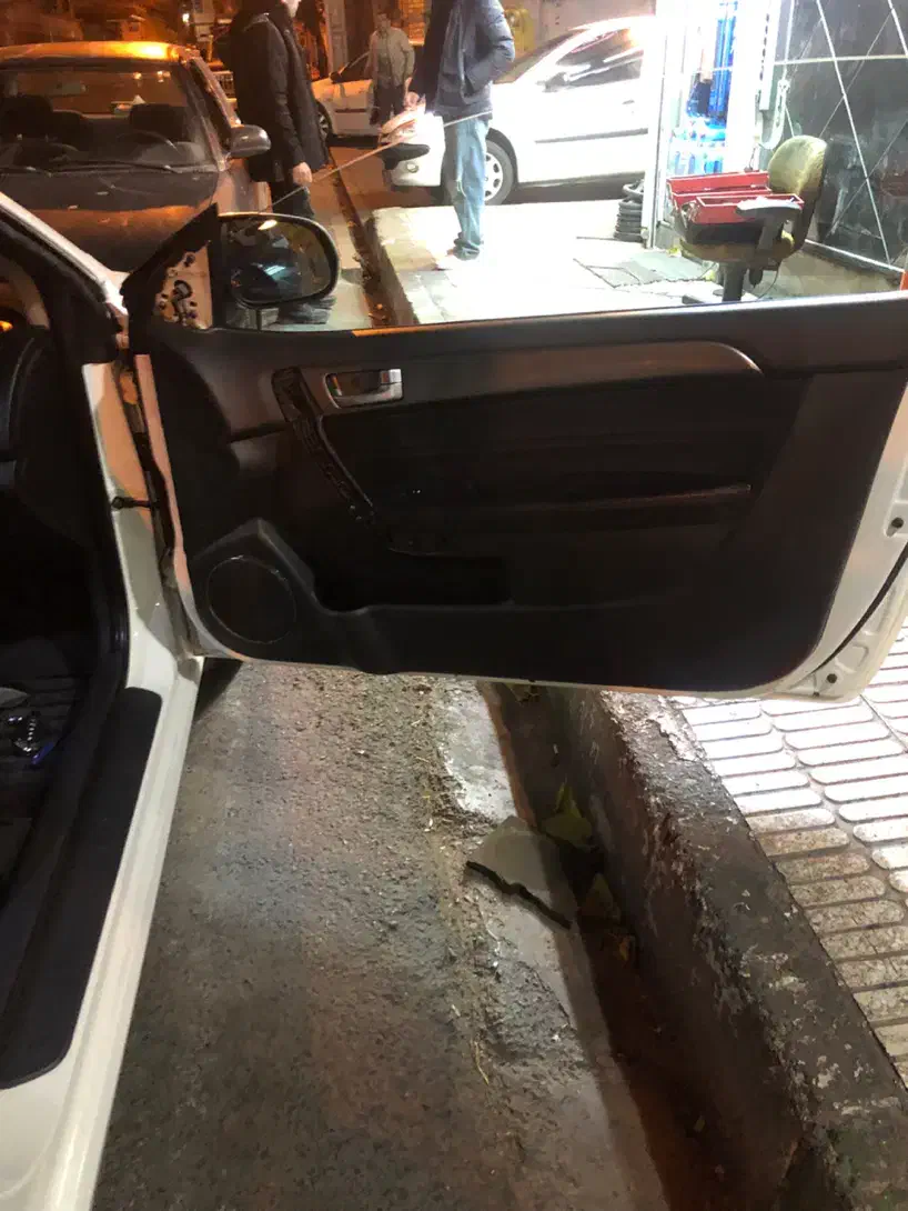 کلیدبالابر سراتو کوپه آزرا مدل ۲۰۰۹ وینگل زوتی ریو|قطعات یدکی و لوازم جانبی|تهران, کوی بیمه|دیوار