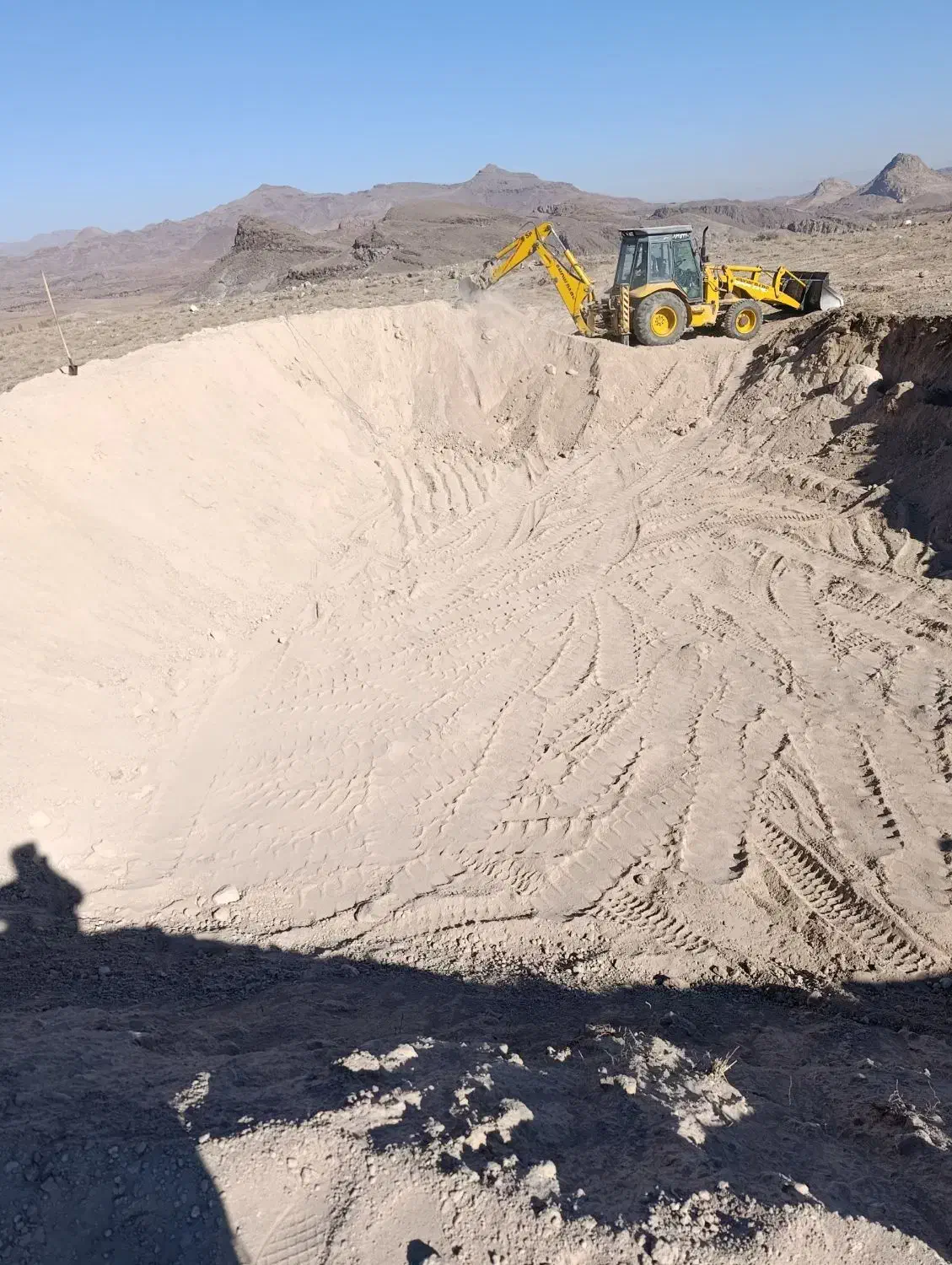 خدمات بیل بکهو|خدمات پیشه و مهارت|مشگین شهر, |دیوار