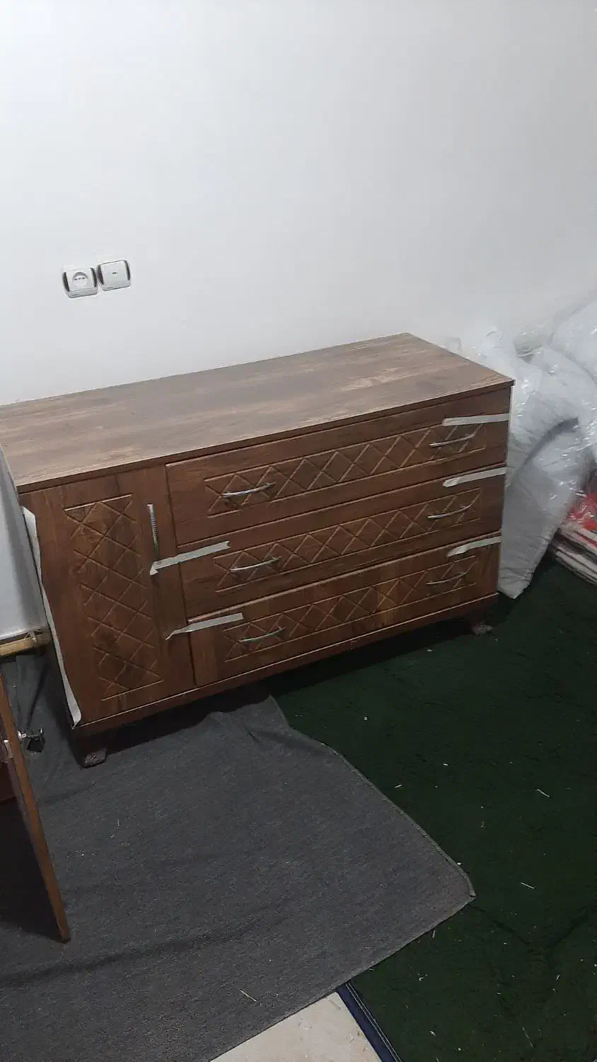 کمد سه تیکه  ای لباس و باکس بالا|جاکفشی، کمد، دراور|قروه, |دیوار