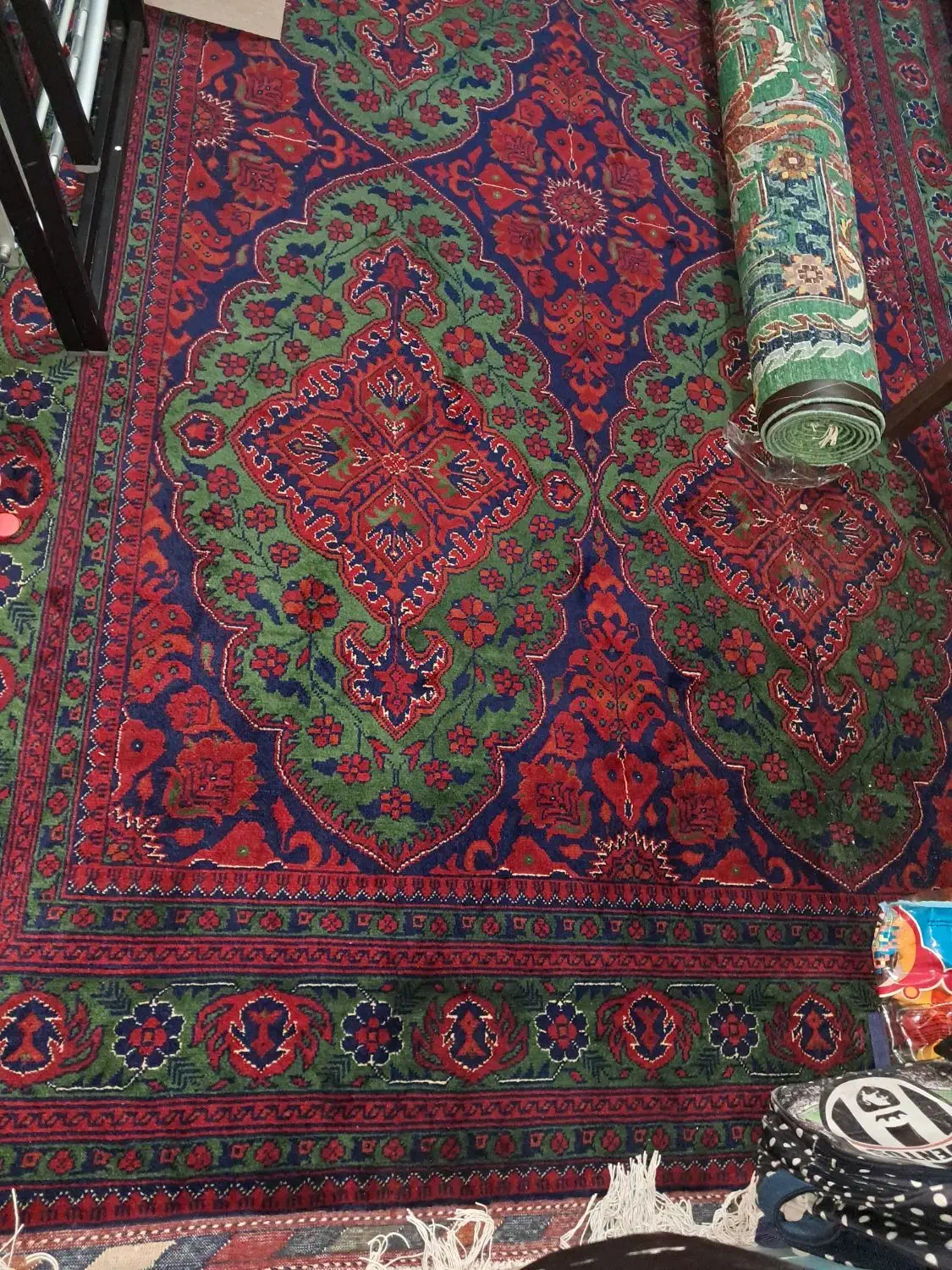 فرش دستبافت لاکی و سبز( معاوضه)|فرش|تهران, ابوذر|دیوار