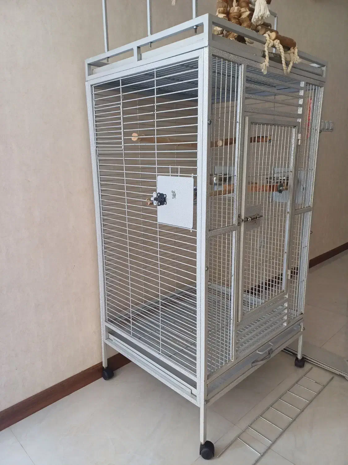 قفس پرنده|لوازم جانبی حیوانات|شیراز, درکی|دیوار