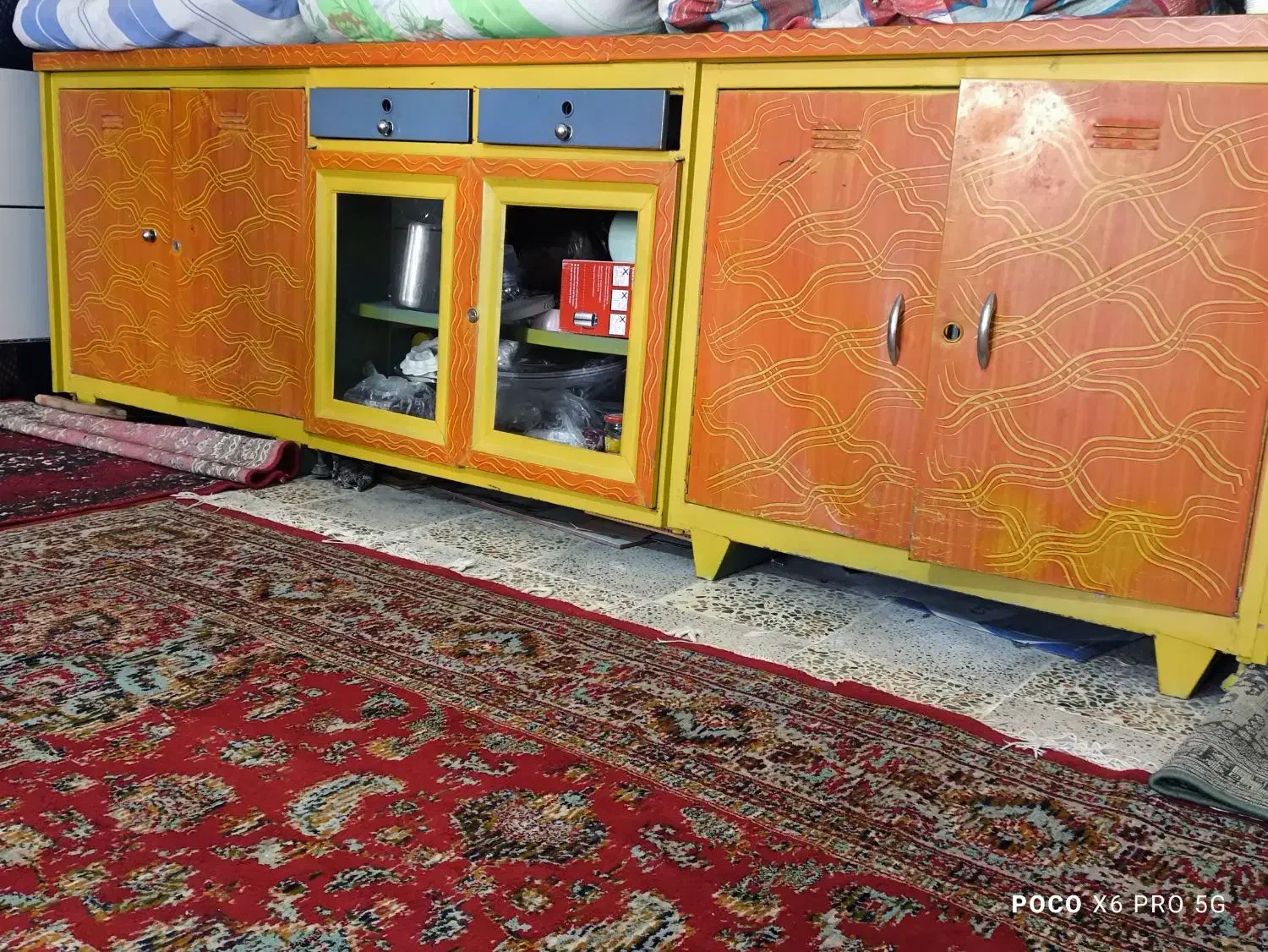 کمد آهنی|بوفه، ویترین، کنسول|لردگان, |دیوار