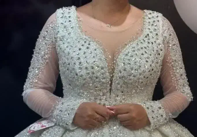 فروش لباس عروس|لباس|قم, علی آباد سعدگان|دیوار