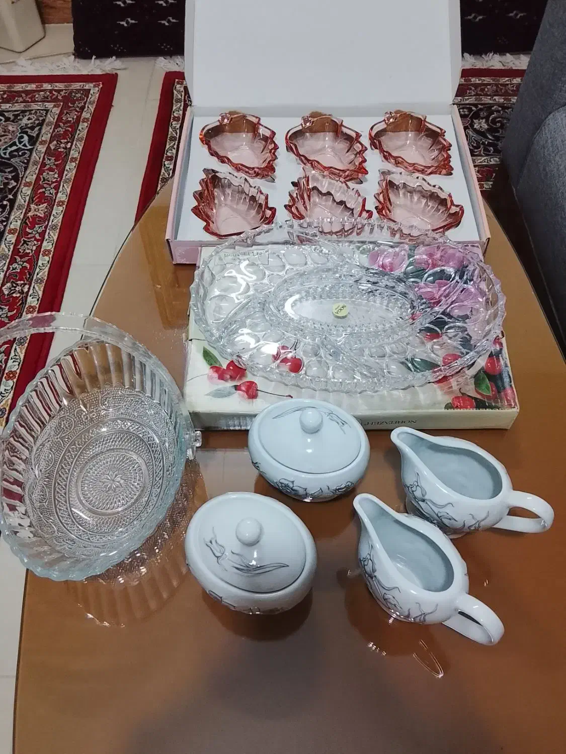 ظروف چینی|ظروف سرو و پذیرایی|مشهد, انقلاب|دیوار