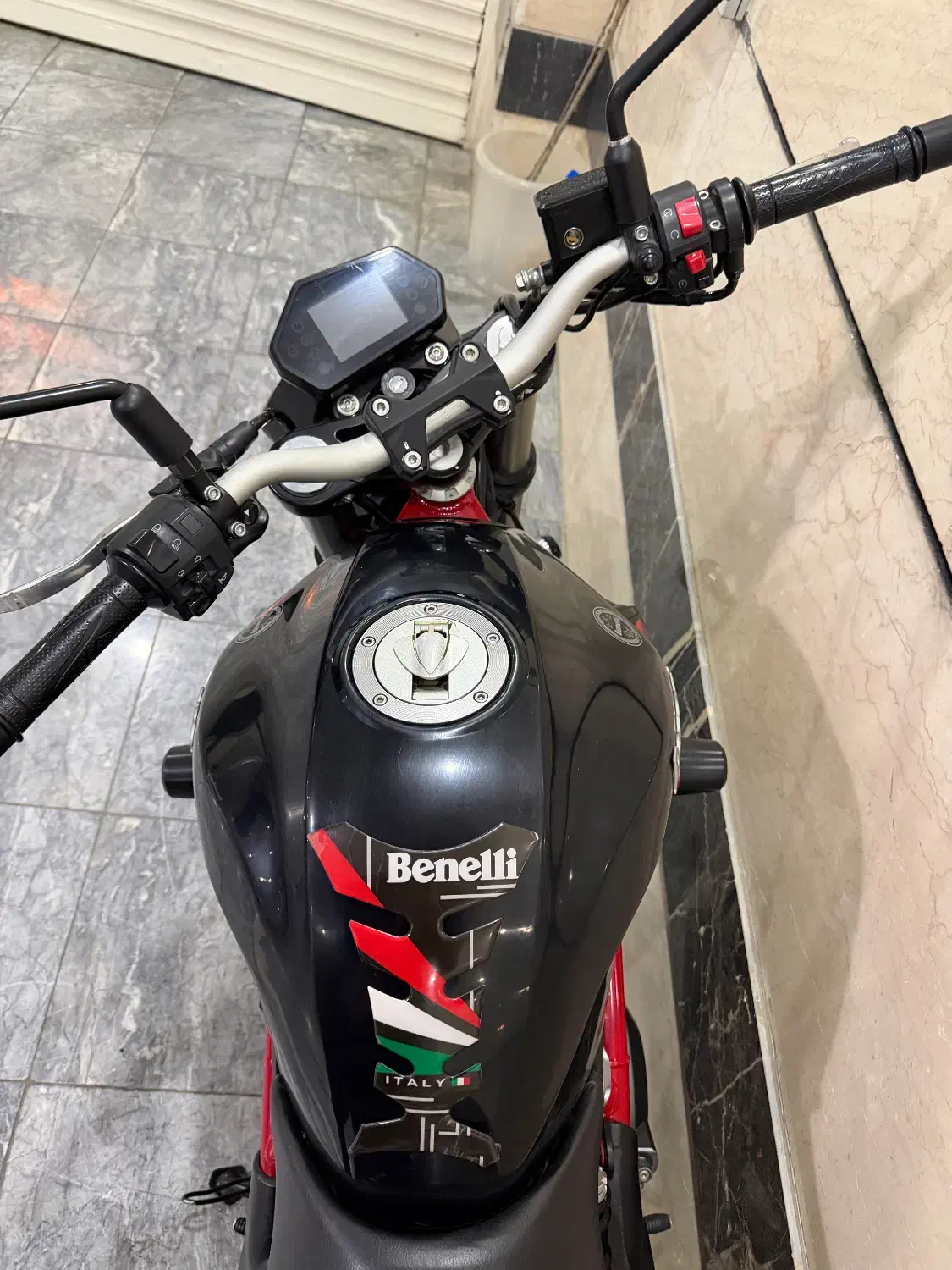 بنلی دو سیلندر 300|موتورسیکلت|تهران, اسکندری|دیوار