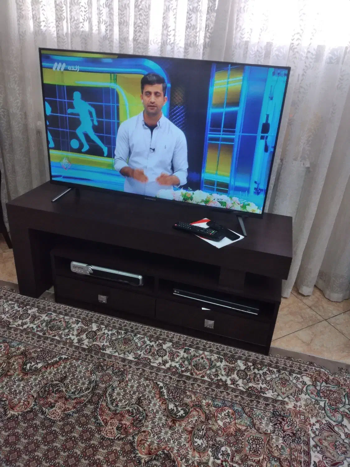 تلویزیون  ال ای دی هوشمند ۴۳ دوو( کاملا سالم)|تلویزیون و پروژکتور|مشهد, سناباد|دیوار