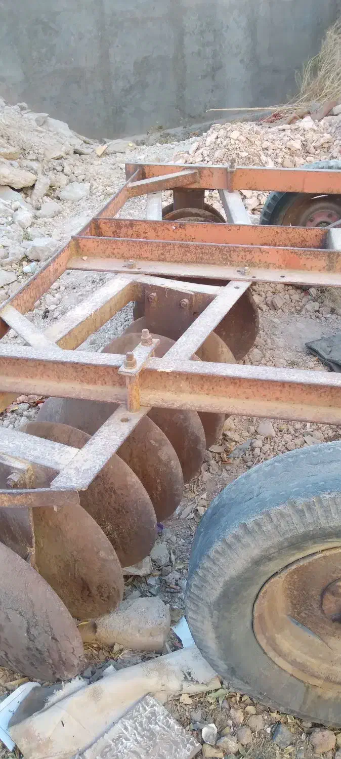 تراکتور  دیکس ۲۸پر و گاوآهن ۱۲درهد|خودرو سنگین|باشتین, |دیوار