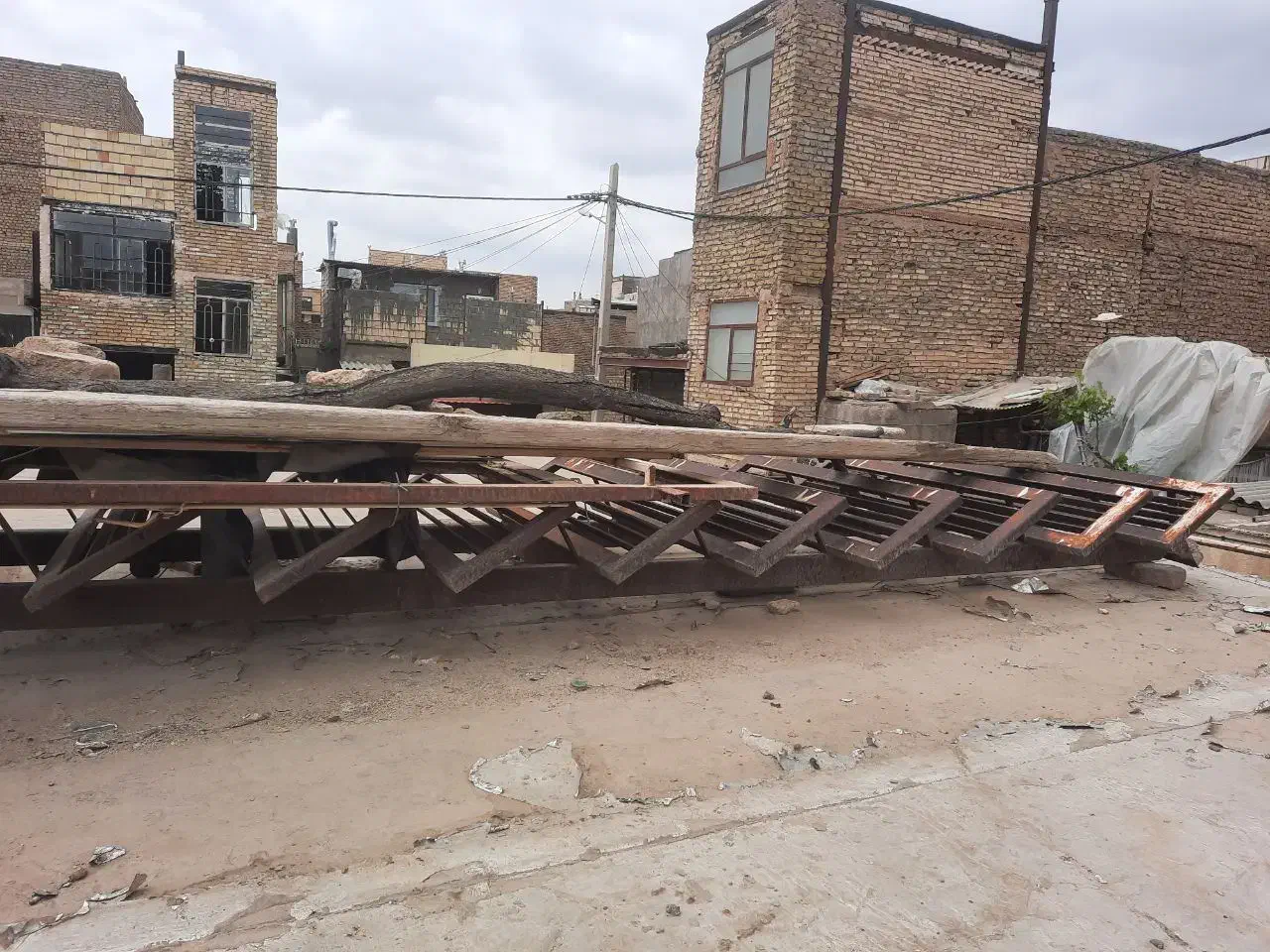 راه پله آهنی|مصالح و تجهیزات ساختمان|مشهد, بهمن|دیوار