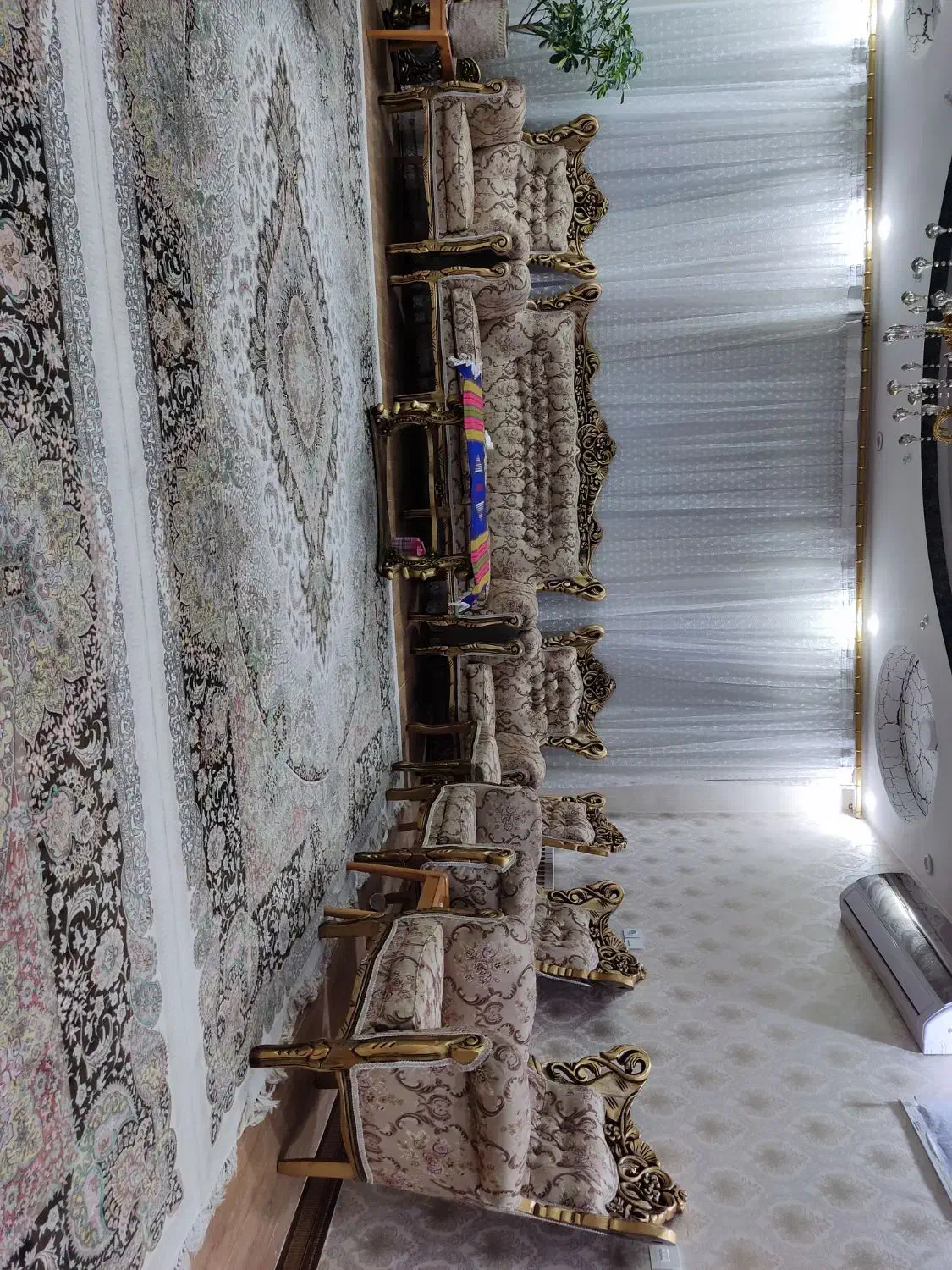 مبل سلطنتی تمام چوب ۹نفره|مبلمان خانگی و میز عسلی|سیرجان, |دیوار