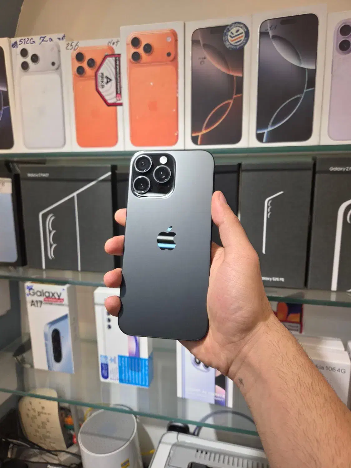 Iphone 16 pro max|موبایل|شیراز, زند|دیوار