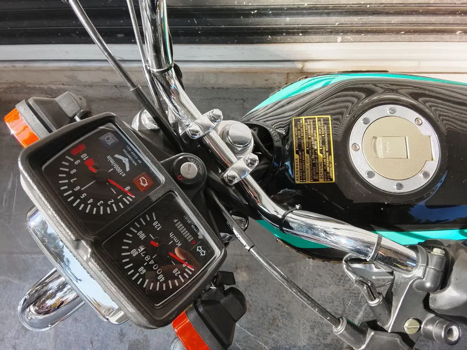 هوندا ۱۴۰۴ ۴۰۰ دونه کار|موتورسیکلت|اسفراین, |دیوار