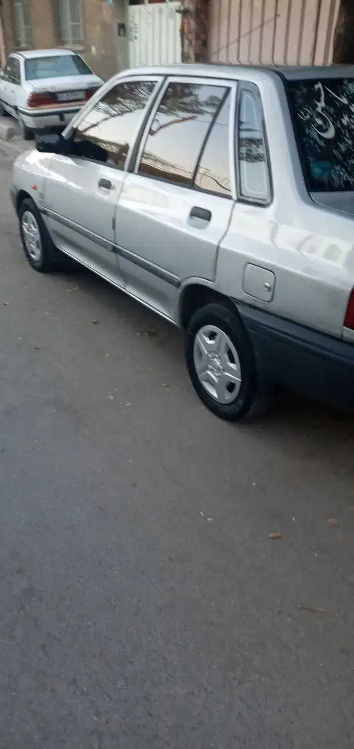 پراید دوگانه فابریک مدل ۹۰ بی رنگ|خودرو سواری و وانت|نجفآباد, طالقانی|دیوار