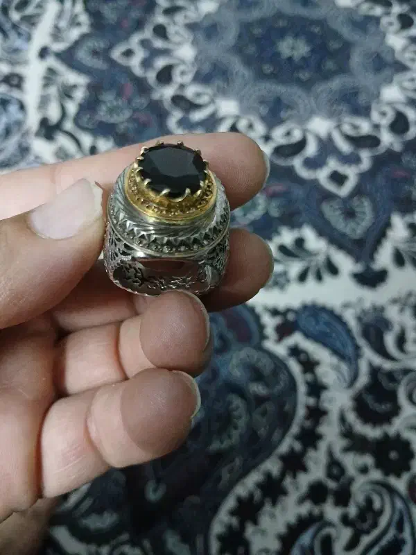 انگشترکلکسیونی|کلکسیون اشیاء عتیقه|قدس, شهر‌قدس|دیوار