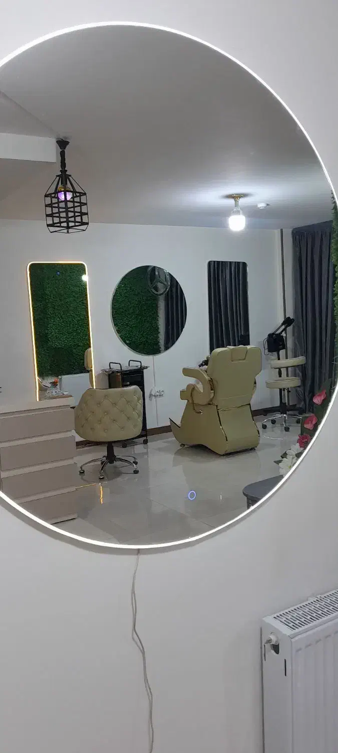 ۴عدد اینه  نور دار|آرایشگاه و سالن‌های زیبایی|گلبهار, شهر جدید گلبهار|دیوار