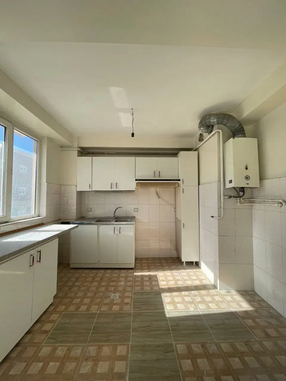 آپارتمان ۱۰۰ متر / باسمنج / کلیدنخورده / کد۴۱۴۸|فروش آپارتمان|باسمنج, |دیوار