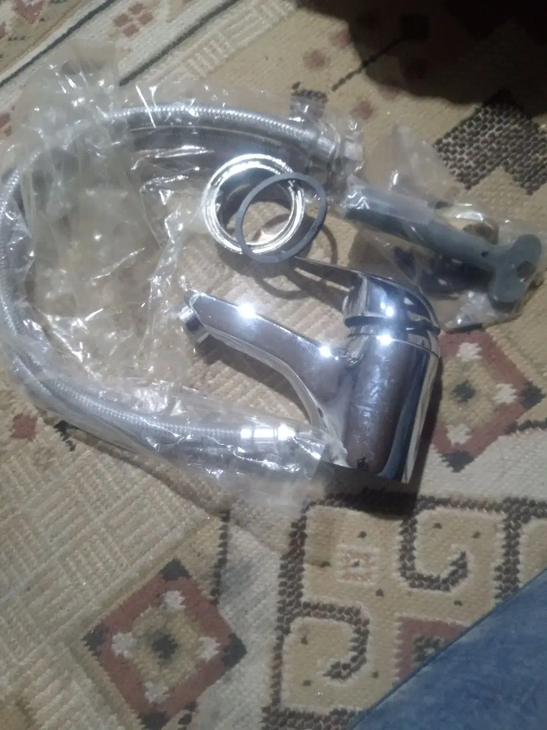 شیر روشویی نو|لوازم سرویس بهداشتی|نجفآباد, امیرآباد|دیوار