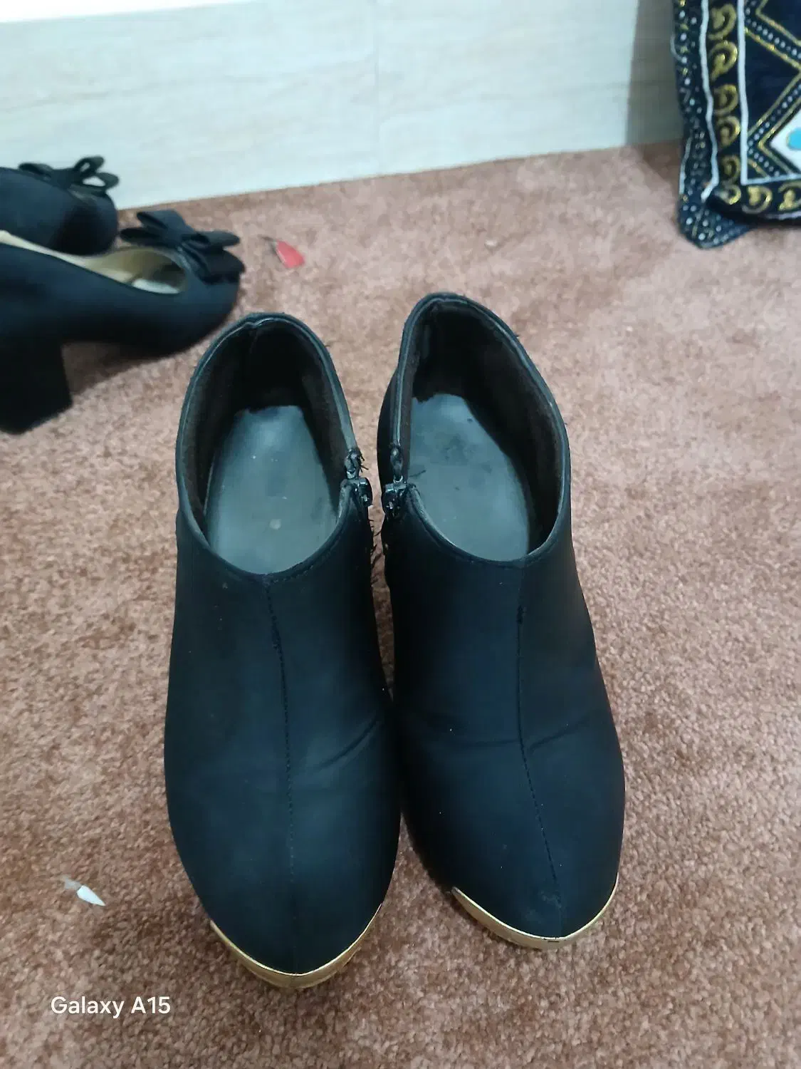 کفش|کیف، کفش، کمربند|اهواز, شریعتی جنوبی|دیوار