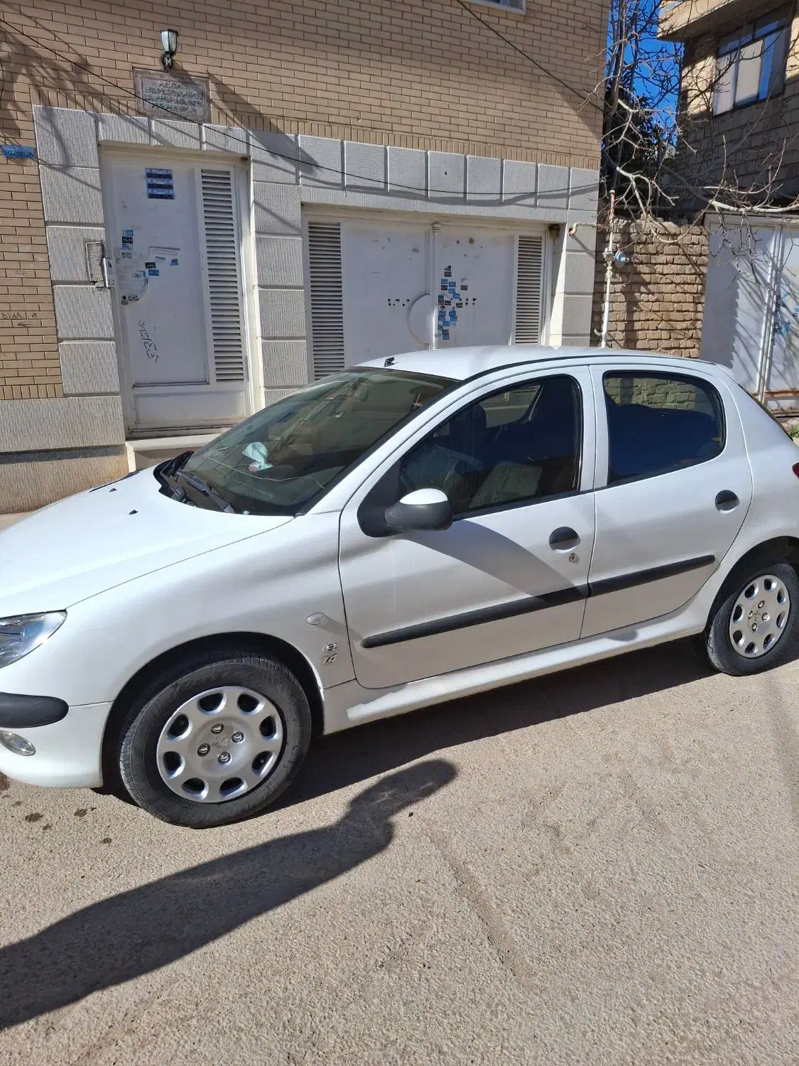 پژو ۲۰۶ مدل ۹۶ تیپ ۲|خودرو سواری و وانت|شیراز, گویم|دیوار