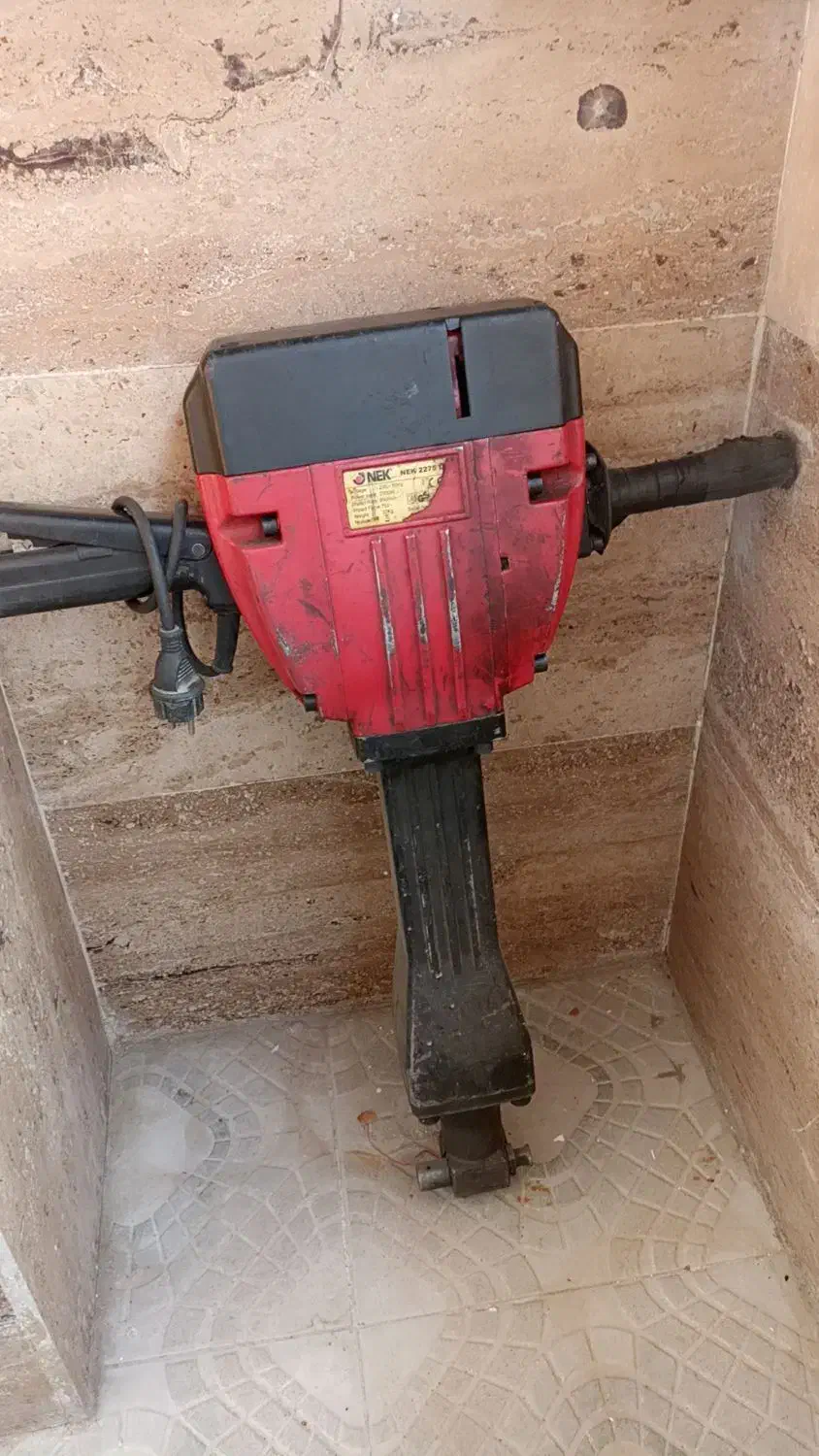 هیلتی و چکش تخریب ۳۲ کیلویی مدل NEK2275|ابزارآلات|تهران, تهرانسر مرکزی|دیوار